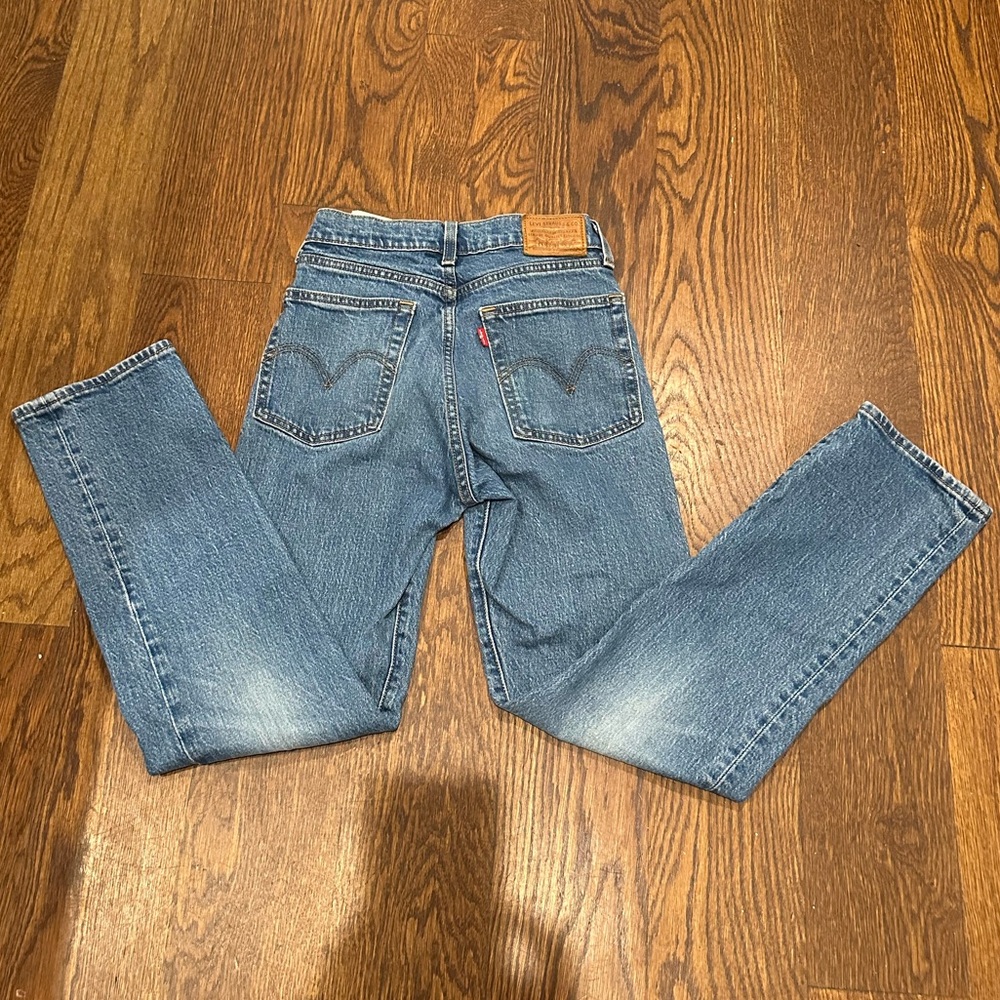 Levi’s Wedgie Straight Blue Denim Jeans